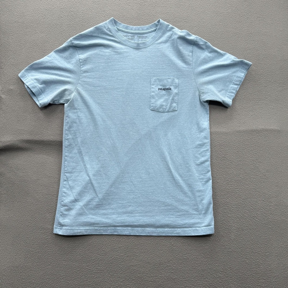 Patagonia Shirt Mens Medium Blue Pocket Mountain Logo Graphic Tee Tagless